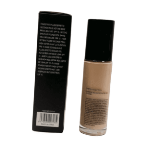 Kiko Milano Liquid Skin Second Skin Foundation SPF 15: Un Make-Up Impeccabile e Protettivo.